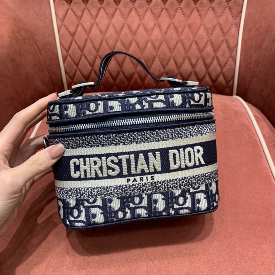 c7fb0e05ea2088ee894942757634db80_1656911349_6756.jpg c7fb0e05ea2088ee894942757634db80_1656911349_6756.jpg