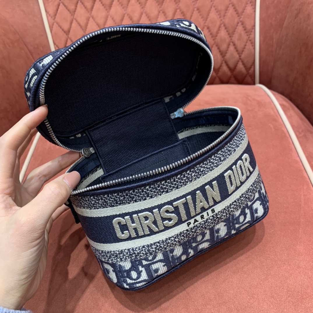 c7fb0e05ea2088ee894942757634db80_1656911350_2391.jpg c7fb0e05ea2088ee894942757634db80_1656911350_2391.jpg